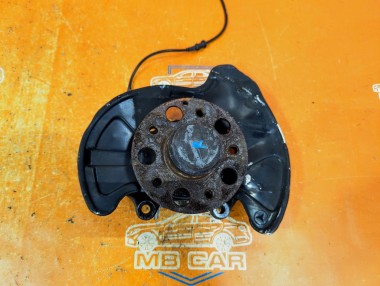 Кулак поворотный передний правый MERCEDES-BENZ C-класс W203/S203/CL203 (2000 - 2004) — Разборка Мерседес