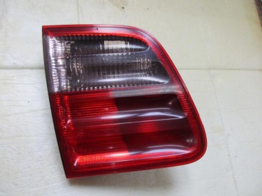 Фонарь крышки багажника MERCEDES-BENZ E-класс W210/S210 рестайлинг (1999 - 2003) — Разборка Мерседес