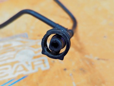 Трубка вентиляции расширительного бака MERCEDES-BENZ GLE-класс W166 (2015 - 2018) — Разборка Мерседес