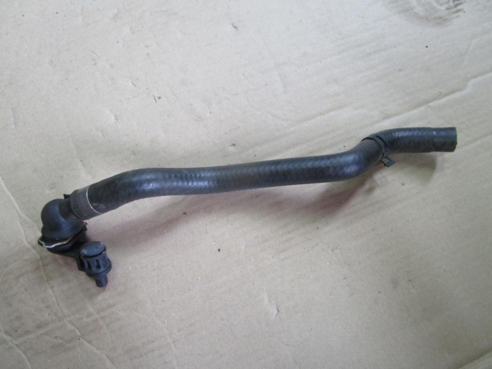 Патрубок ОЖ MERCEDES-BENZ E-класс W210/S210 (1995 - 1999) фото 1 — Разборка Мерседес