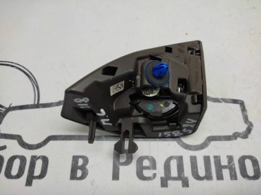 Уголок зеркала MERCEDES-BENZ CLS-класс C218/X218 (2010 - 2014) — Разборка Мерседес