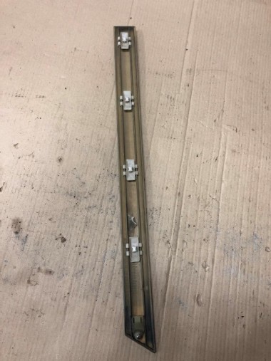 Молдинг двери MERCEDES-BENZ C-класс W202/S202 (1993 - 1997) — Разборка Мерседес