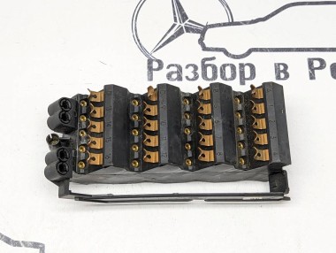 Блок предохранителей MERCEDES-BENZ W124 W124/S124/C124/A124 (1984 - 1993) — Разборка Мерседес