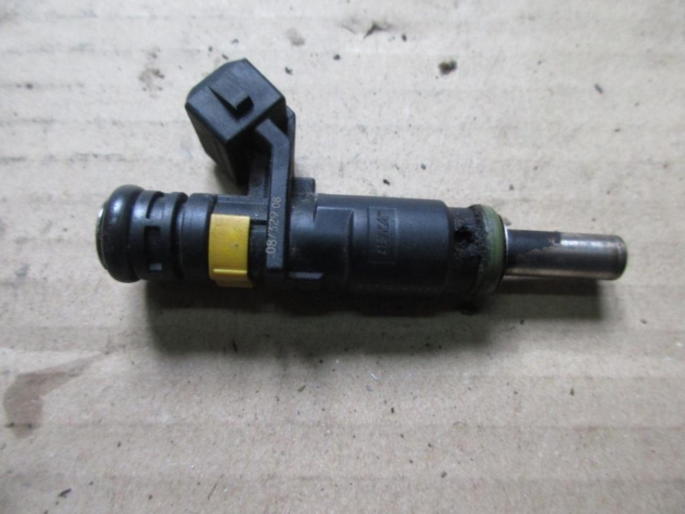 Форсунка БЕНЗИН MERCEDES-BENZ C-класс W204/S204 (2006 - 2011) фото 1 — Разборка Мерседес