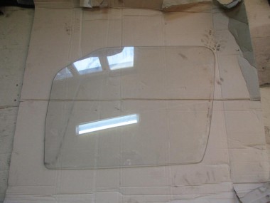 Стекло переднее правое MERCEDES-BENZ Sprinter w906 — Разборка Мерседес