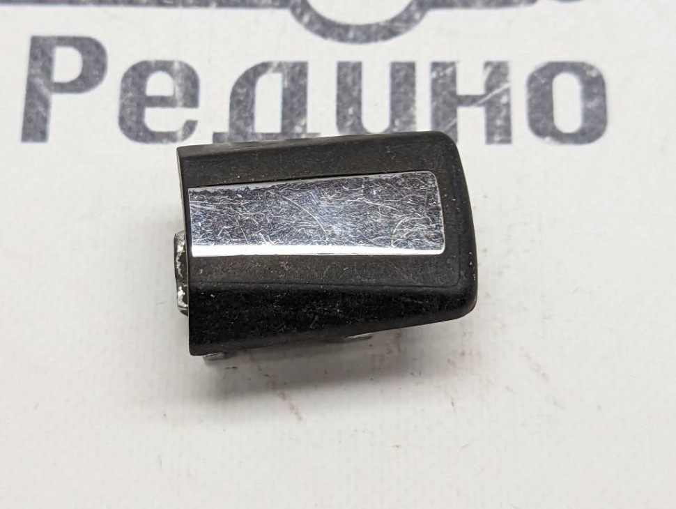 Крышка ручки двери MERCEDES-BENZ W124 W124/S124/C124/A124 (1984 - 1993) фото 1 — Разборка Мерседес