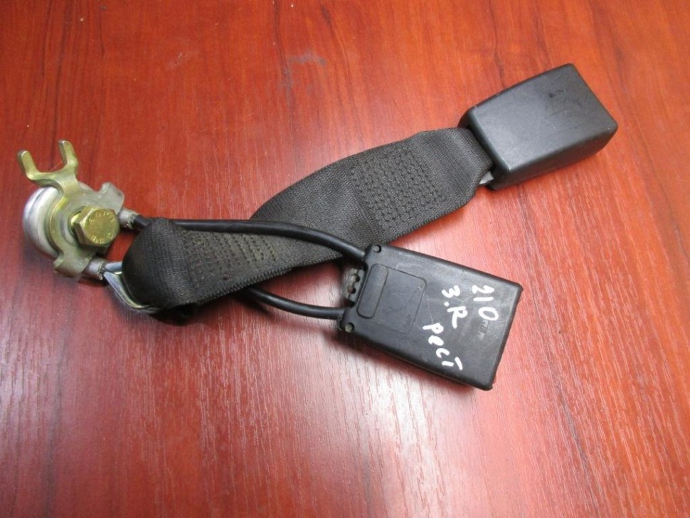 Замок ремня безопасности MERCEDES-BENZ E-класс W210/S210 (1995 - 1999) фото 1 — Разборка Мерседес