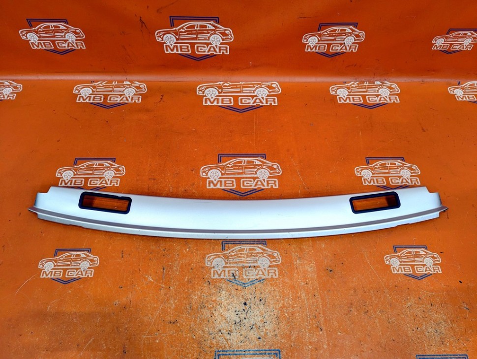 Накладка MERCEDES-BENZ E-класс W213/S213/C238/A238 (2016 - 2021) фото 1 — Разборка Мерседес