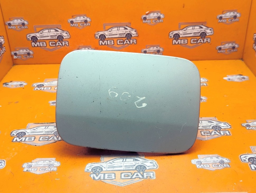 Лючок топливного бака MERCEDES-BENZ A-класс W168 рестайлинг (2001 - 2004) фото 1 &mdash; Разборка Мерседес