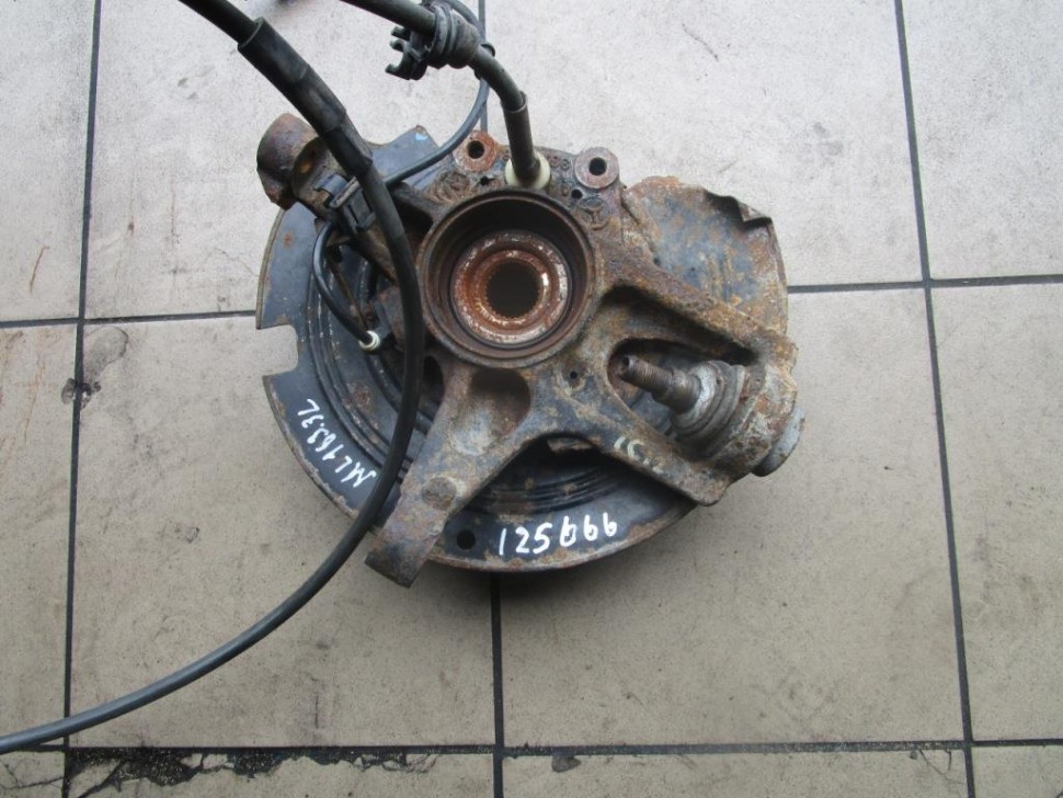 Кулак подвески задний левый MERCEDES-BENZ M-класс W163 рестайлинг (2001 - 2005) фото 1 — Разборка Мерседес