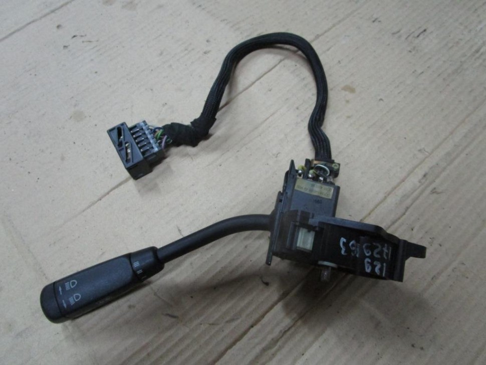 Переключатель подрулевой MERCEDES-BENZ SL-класс R129 (1989 - 1995) фото 1 — Разборка Мерседес