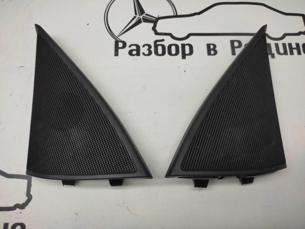 Уголок зеркала MERCEDES-BENZ C-класс W204/S204 (2006 - 2011) фото 1 — Разборка Мерседес