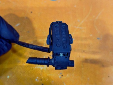 Форсунка омывателя лобового стекла MERCEDES-BENZ A-класс W169 (2004 - 2008) — Разборка Мерседес