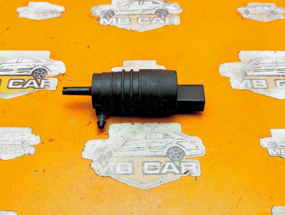 Насос омывателей MERCEDES-BENZ M-класс W163 (1997 - 2001) фото 1 &mdash; Разборка Мерседес