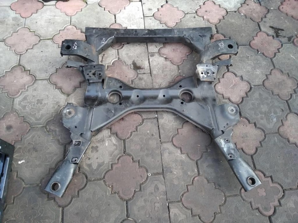 Подрамник передний MERCEDES-BENZ Vito W639 рестайлинг (2010 - 2014) фото 1 — Разборка Мерседес