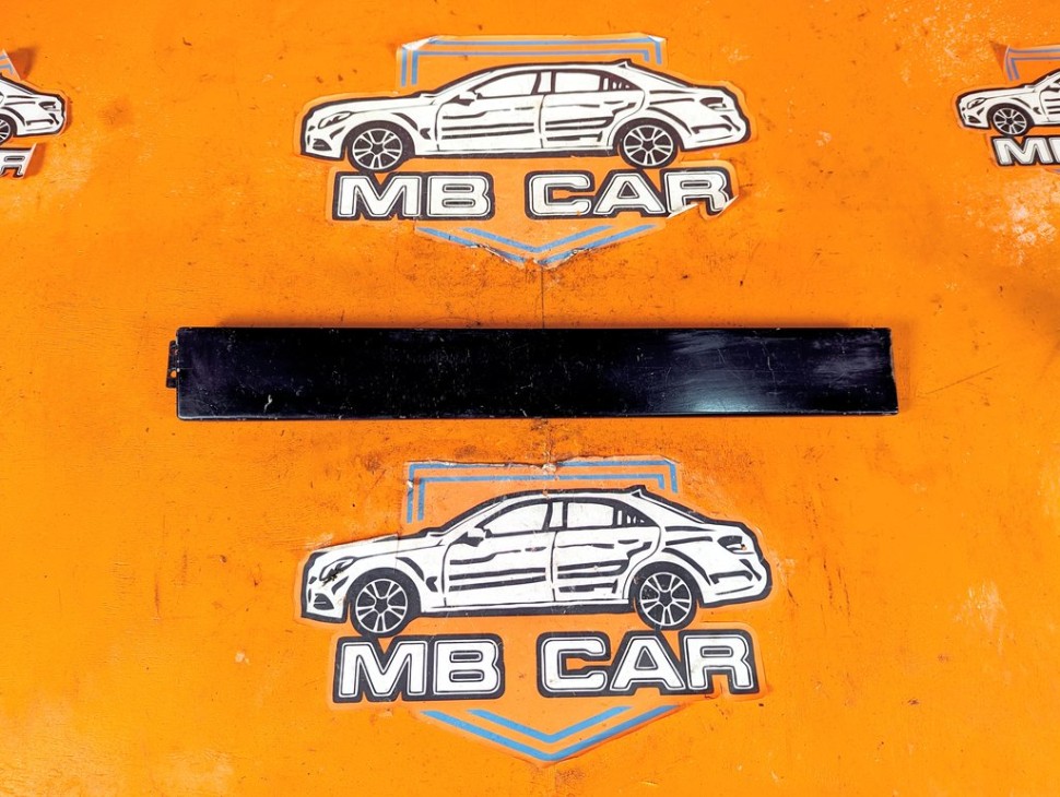 Крышка шины сдвижной двери MERCEDES-BENZ VANEO W414 (2001 - 2005) фото 1 &mdash; Разборка Мерседес