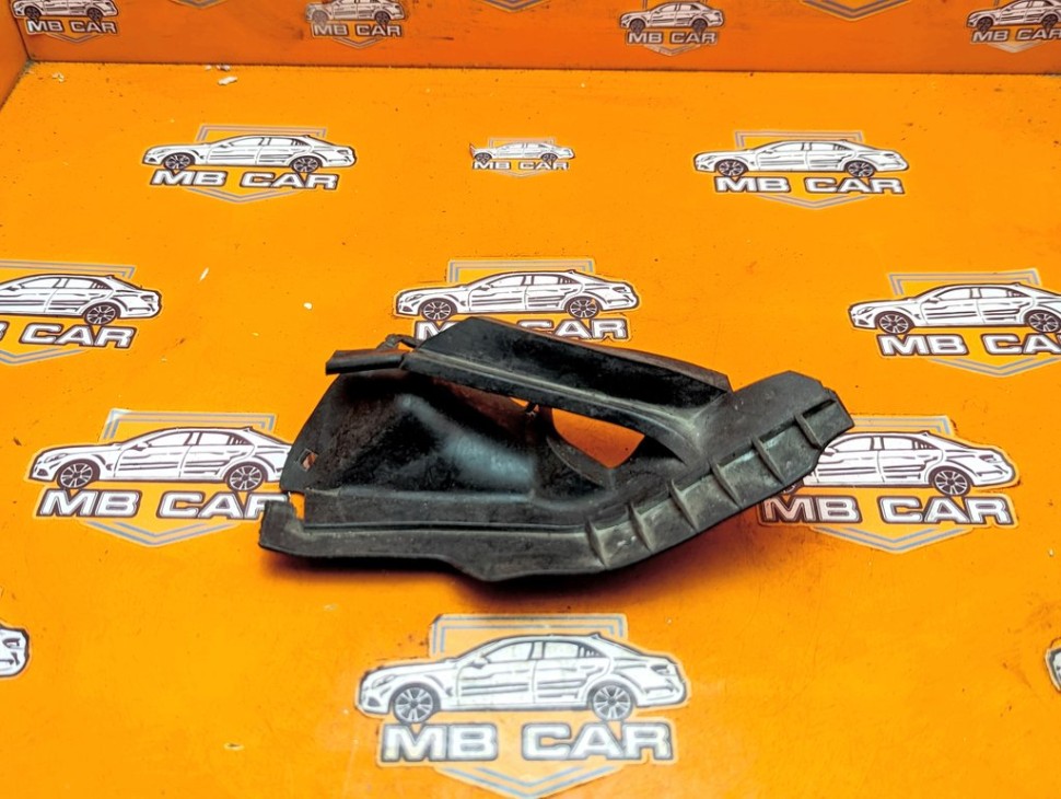 Водосток MERCEDES-BENZ M-класс W164 (2005 - 2008) фото 1 &mdash; Разборка Мерседес