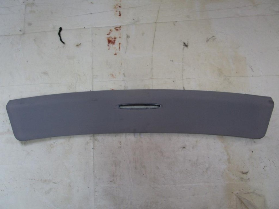 Накладка MERCEDES-BENZ E-класс W212/S212/C207/A207 (2009 - 2013) фото 1 — Разборка Мерседес