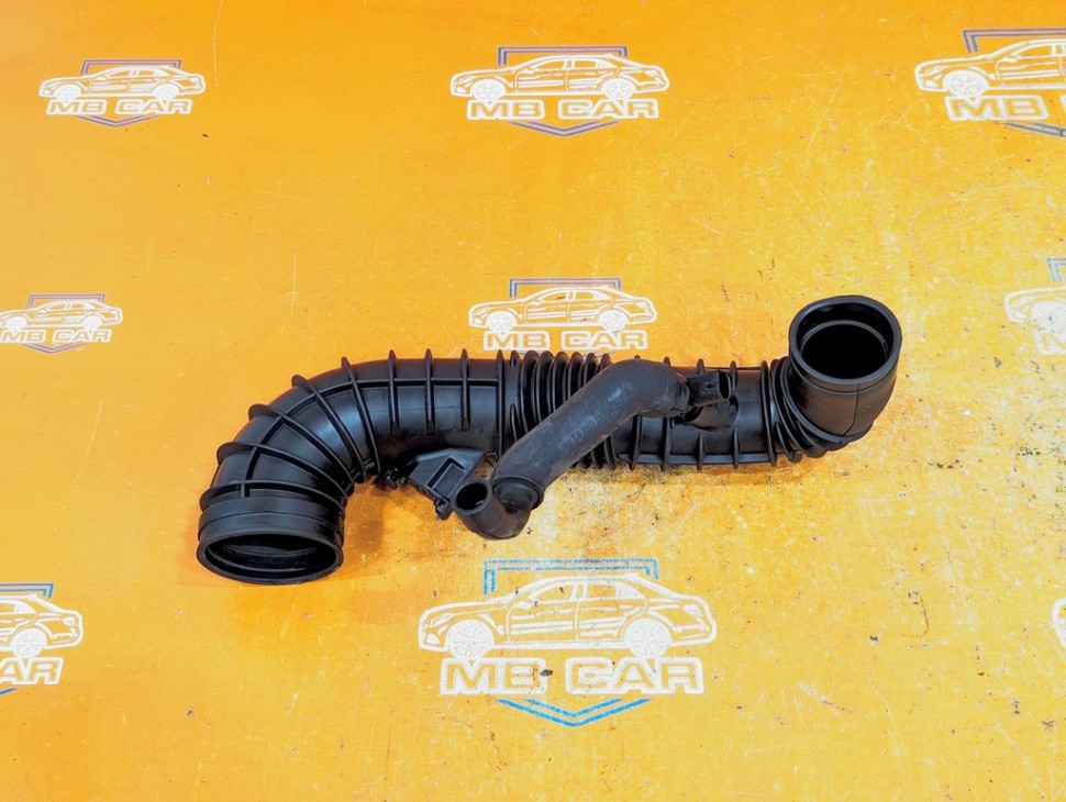 Патрубок турбины MERCEDES-BENZ V-класс W639 (2003 - 2014) фото 1 — Разборка Мерседес