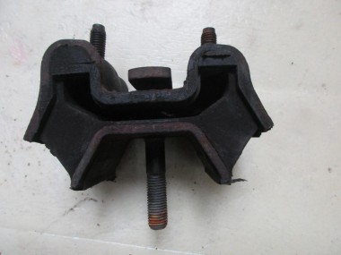 Опора двигателя MERCEDES-BENZ M-класс W163 рестайлинг (2001 - 2005) — Разборка Мерседес