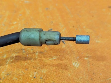 Трос ручника MERCEDES-BENZ E-класс W211/S211 (2002 - 2006) — Разборка Мерседес