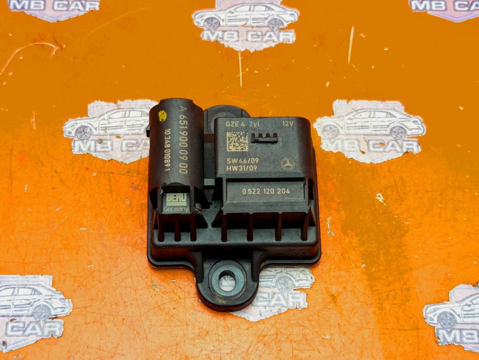 Реле свечей накала MERCEDES-BENZ C-класс W204/S204 (2006 - 2011) фото 1 — Разборка Мерседес
