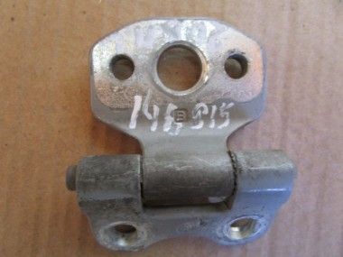 Петля двери MERCEDES-BENZ CLK-класс C208/A208 (1997 - 2000) — Разборка Мерседес