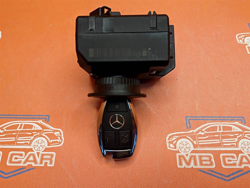 Замок зажигания MERCEDES-BENZ C-класс W204/S204/С204 рестайлинг (2011 - 2015) фото 1 — Разборка Мерседес