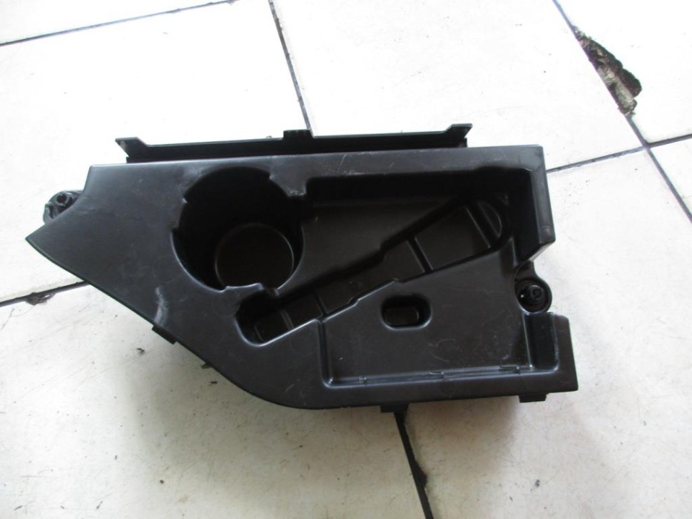 Ящик для инструментов MERCEDES-BENZ CLA-класс C117/X117 рестайлинг (2016 - 2019) фото 1 — Разборка Мерседес