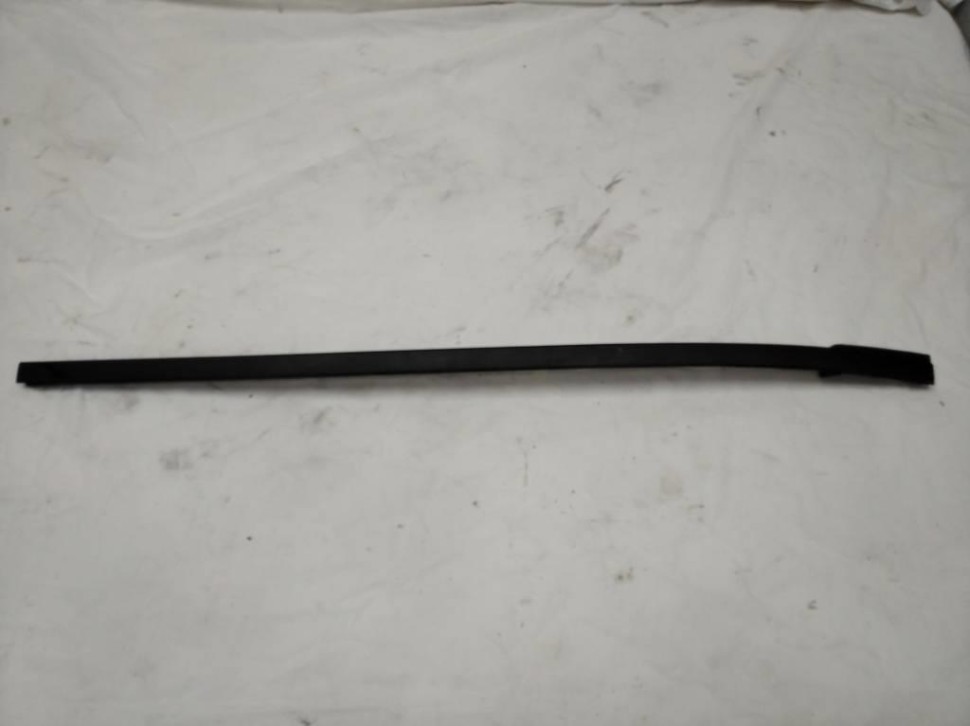 Молдинг лобового стекла MERCEDES-BENZ E-класс W211/S211 (2002 - 2006) фото 1 — Разборка Мерседес