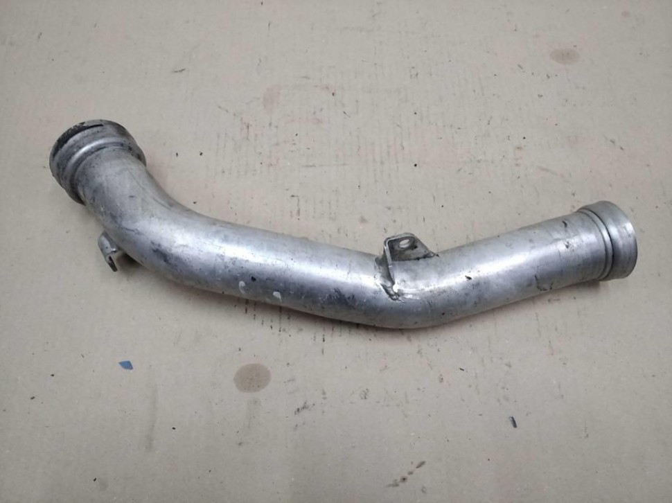 Патрубок турбины MERCEDES-BENZ E-класс W211/S211 рестайлинг (2006 - 2009) фото 1 — Разборка Мерседес