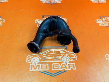 Патрубок воздушный MERCEDES-BENZ C-класс W203/S203/CL203 (2000 - 2004) — Разборка Мерседес