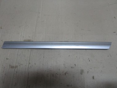 Молдинг двери MERCEDES-BENZ C-класс W202/S202 (1993 - 1997) — Разборка Мерседес