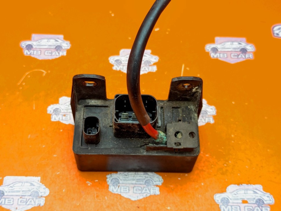Реле свечей накала MERCEDES-BENZ Vito W638 (1996 - 2003) фото 1 — Разборка Мерседес