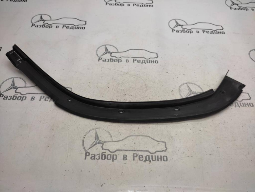 Водосток MERCEDES-BENZ E-класс W210/S210 рестайлинг (1999 - 2003) фото 1 — Разборка Мерседес