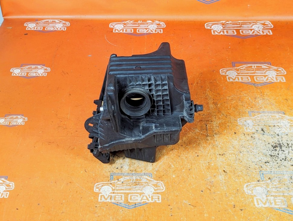 Корпус воздушного фильтра MERCEDES-BENZ A-класс W169 (2004 - 2008) фото 1 &mdash; Разборка Мерседес