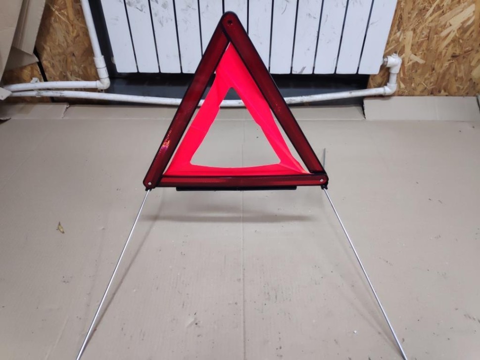 Знак аварийной остановки MERCEDES-BENZ SLK-класс R171 (2004 - 2008) фото 1 — Разборка Мерседес