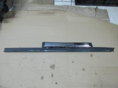 Накладка порога внутренняя MERCEDES-BENZ S-класс W220 рестайлинг (2002 - 2005) — Разборка Мерседес