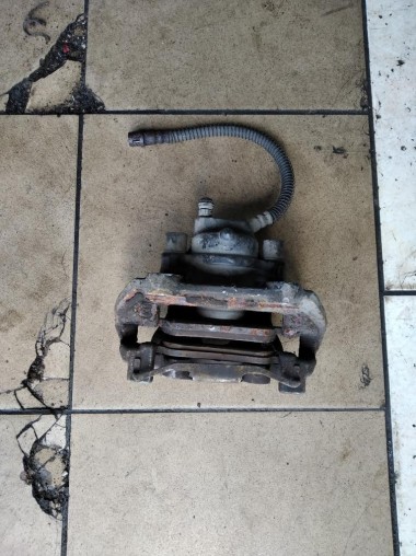 Суппорт задний левый MERCEDES-BENZ E-класс W211/S211 (2002 - 2006) — Разборка Мерседес