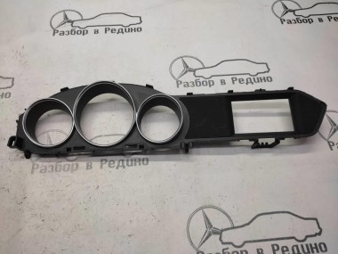 Накладка щитка приборов MERCEDES-BENZ C-класс W204/S204/С204 рестайлинг (2011 - 2015) — Разборка Мерседес