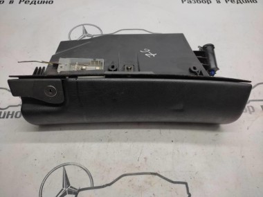 Бардачок MERCEDES-BENZ CLK-класс C208/W208 (1997 - 2000) — Разборка Мерседес