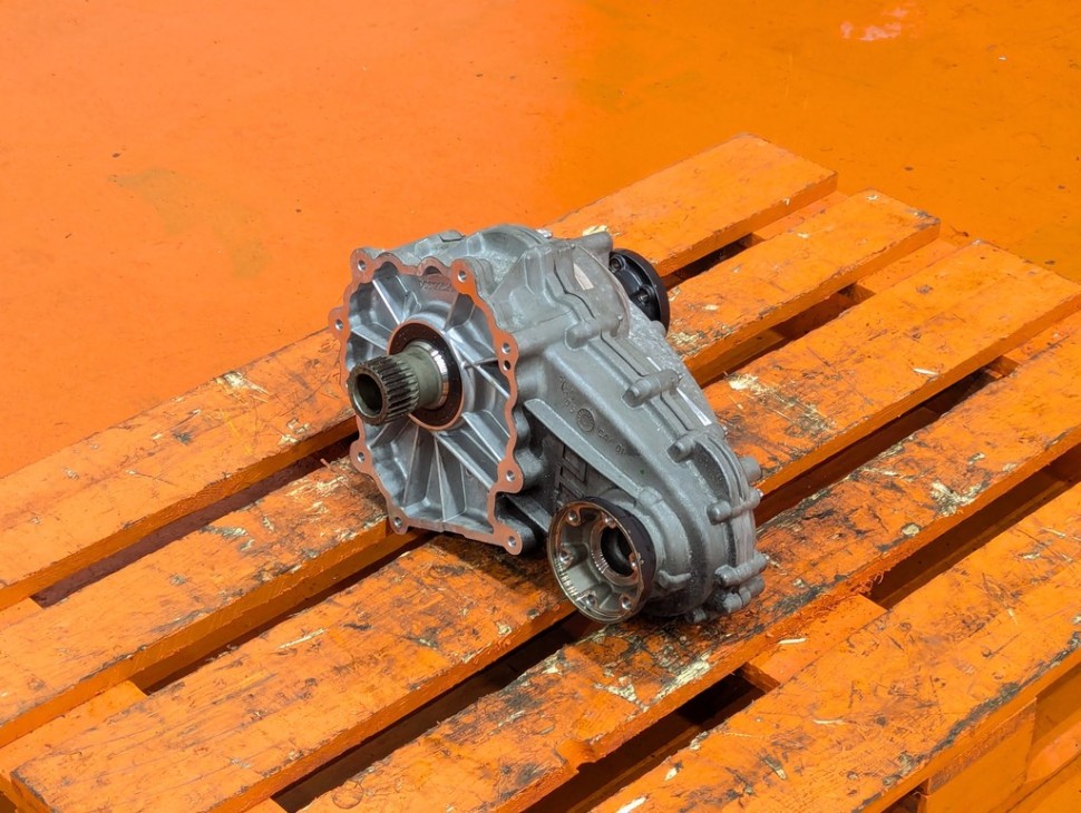 Раздаточная коробка MERCEDES-BENZ M-класс W164 (2005 - 2008) фото 1 — Разборка Мерседес