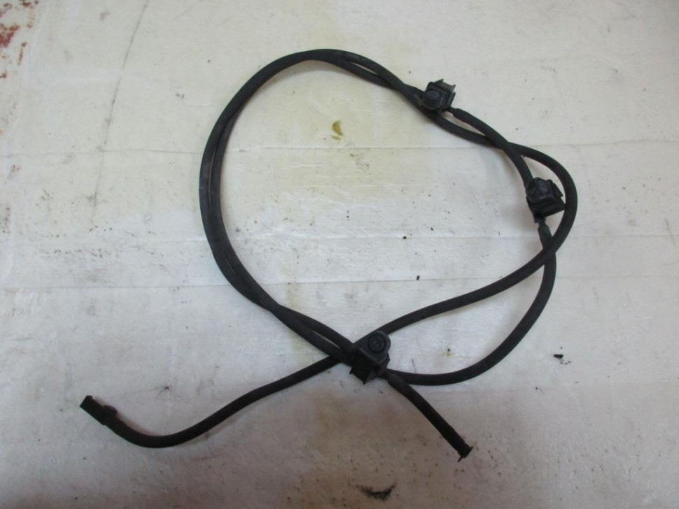 Форсунка омывателя лобового стекла MERCEDES-BENZ C-класс W204/S204/С204 рестайлинг (2011 - 2015) фото 1 — Разборка Мерседес