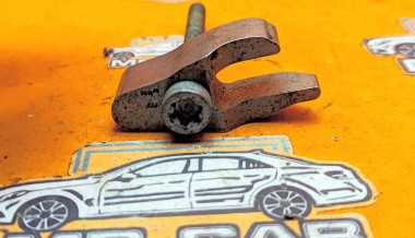 Кронштейн крепления форсунок MERCEDES-BENZ Vito W639 рестайлинг (2010 - 2014) &mdash; Разборка Мерседес