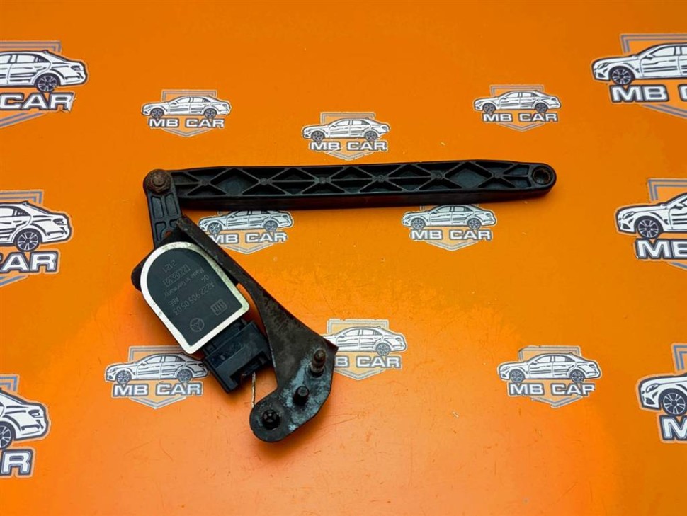 Датчик уровня пола MERCEDES-BENZ S-класс W222/C217/A217 (2013 - 2017) фото 1 — Разборка Мерседес