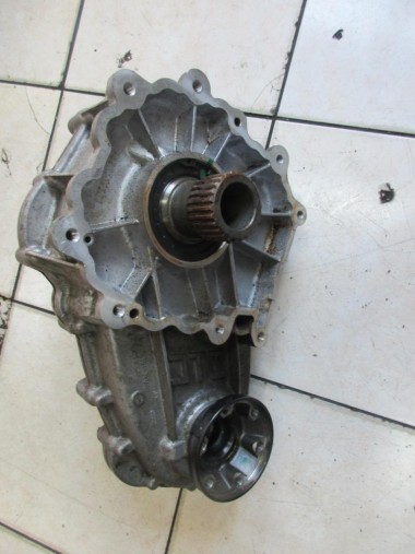 Раздаточная коробка MERCEDES-BENZ GLE-класс W166 (2015 - 2018) — Разборка Мерседес