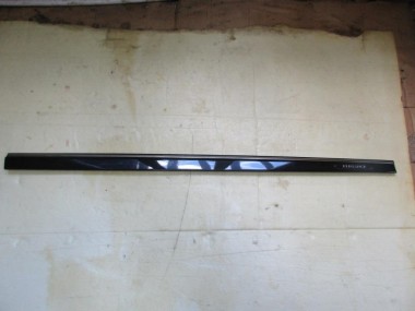 Молдинг двери MERCEDES-BENZ CLK-класс C209/W209 (2002 - 2005) — Разборка Мерседес