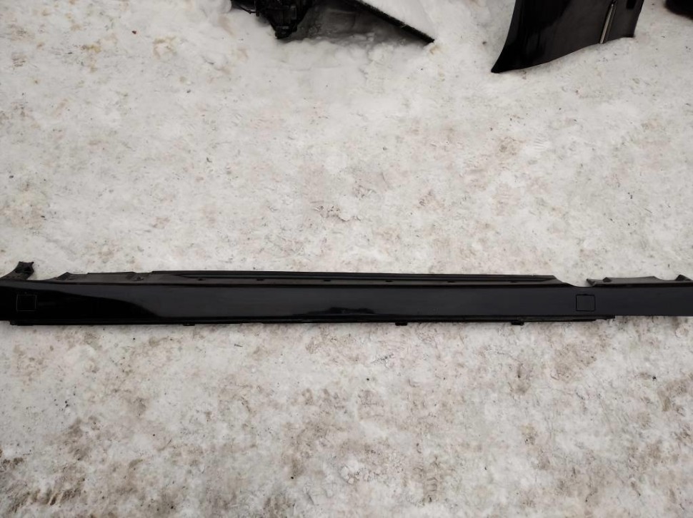 Порог пластиковый левый MERCEDES-BENZ S-класс W220 рестайлинг (2002 - 2005) фото 1 — Разборка Мерседес