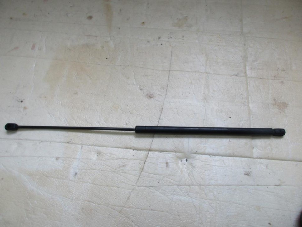 Амортизатор капота MERCEDES-BENZ S-класс W220 (1998 - 2005) фото 1 — Разборка Мерседес