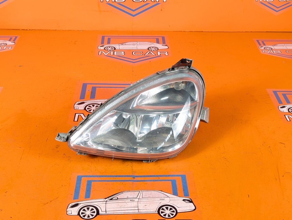 Фара левая MERCEDES-BENZ A-класс W168 рестайлинг (2001 - 2004) A 170 1.7 AT (95 л.с.) фото 1 &mdash; Разборка Мерседес